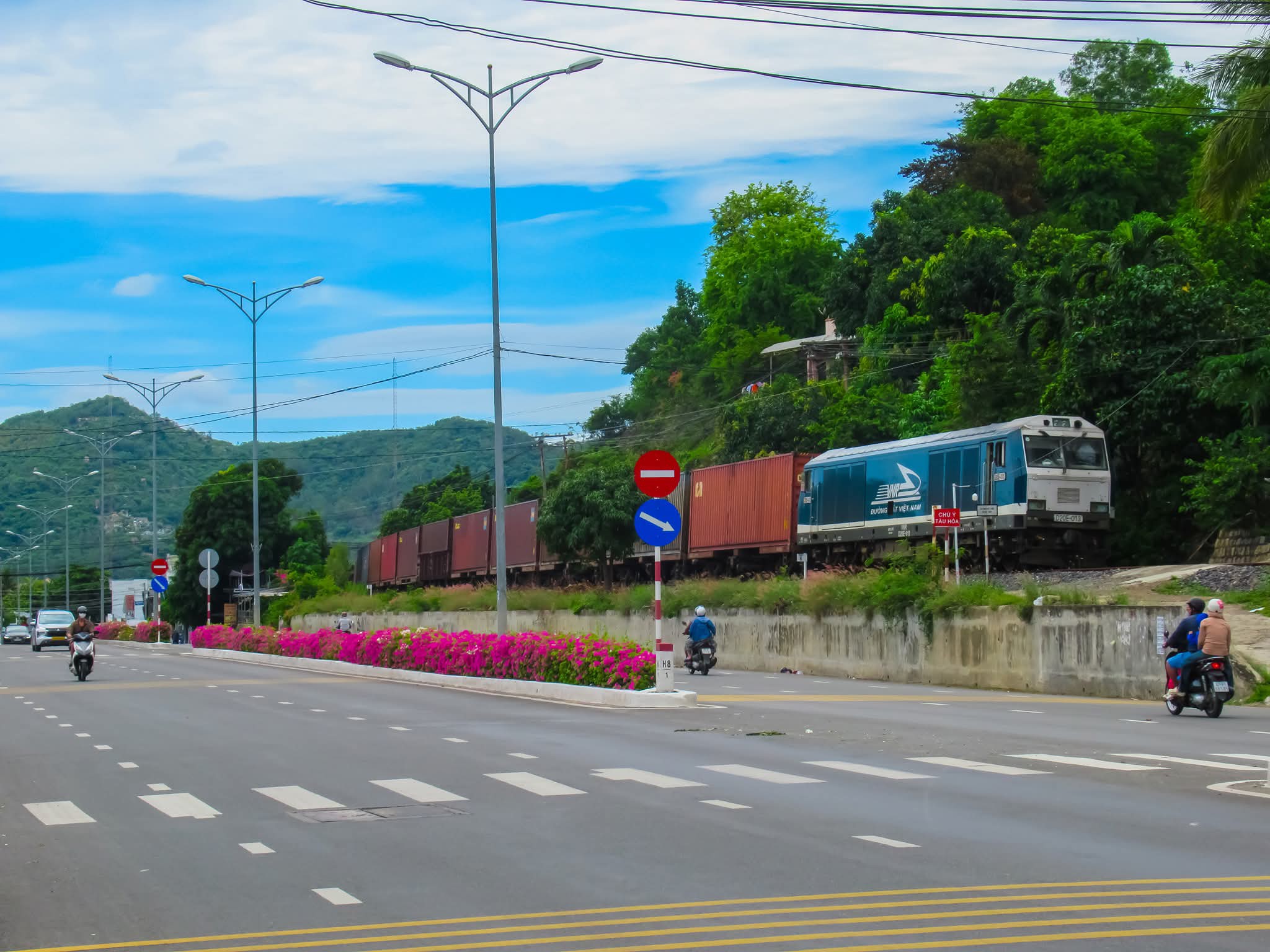 Chuyển Hàng Hóa Sài Gòn Đà Nẵng